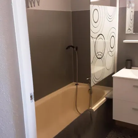 La Piste Lägenhet *